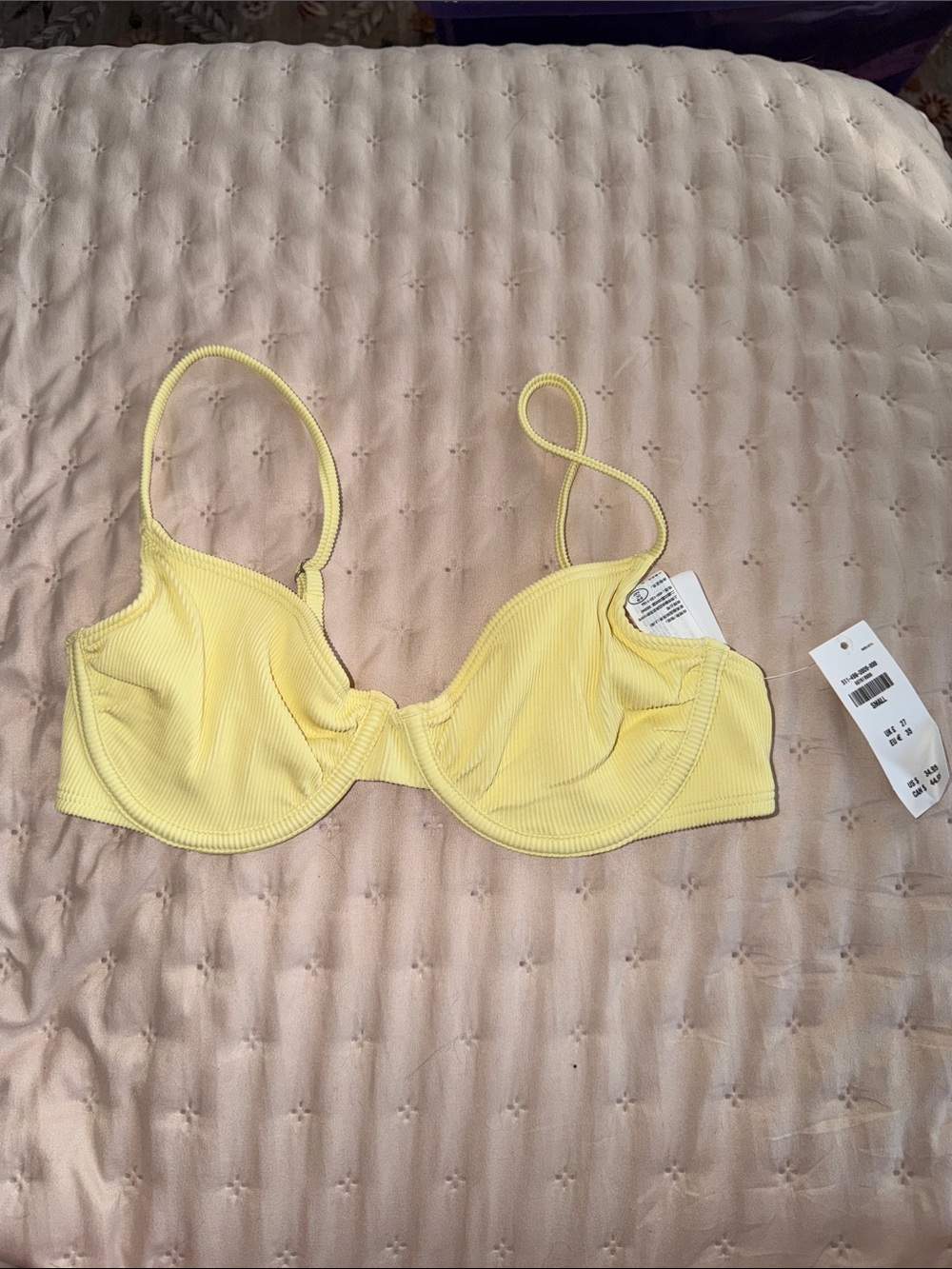 Gilly Hicks Lemon Ribbed Underwire Bikini Top